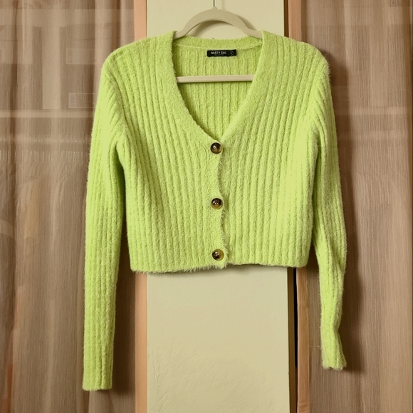 🔆 Nasty Gal Fluffy Knit Button Down V Neck Cardigan - Picture 3 of 7